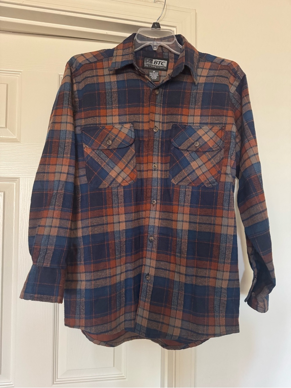 vintage BTC (Bay Trading Co.) long-sleeve plaid flannel shirt men’s medium